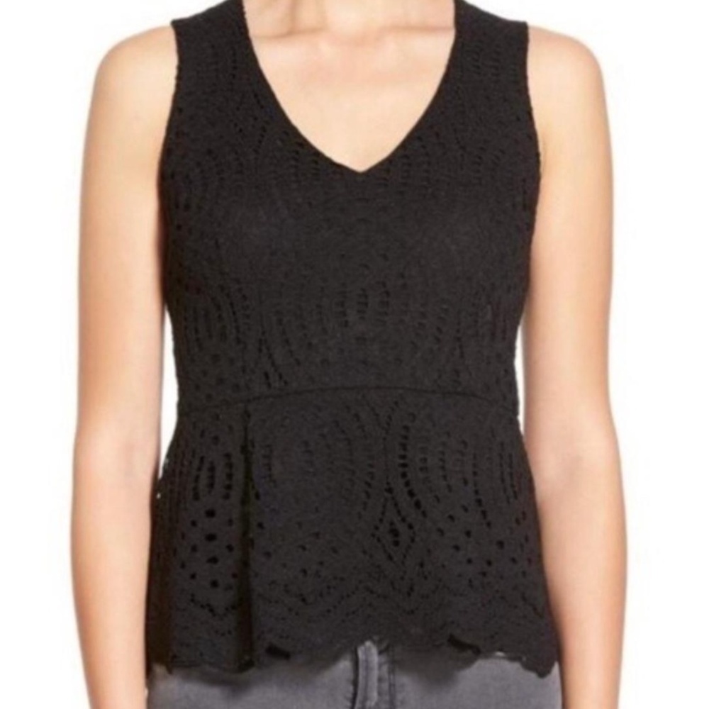Willow & Clay Black Lace Peplum Tank Top Size Medium